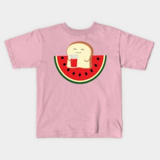 Toast loves watermelon Kids T-Shirt